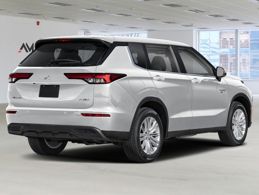 2026 Mitsubishi Outlander Plug-In Hybrid SE S-AWC Sterling Silver