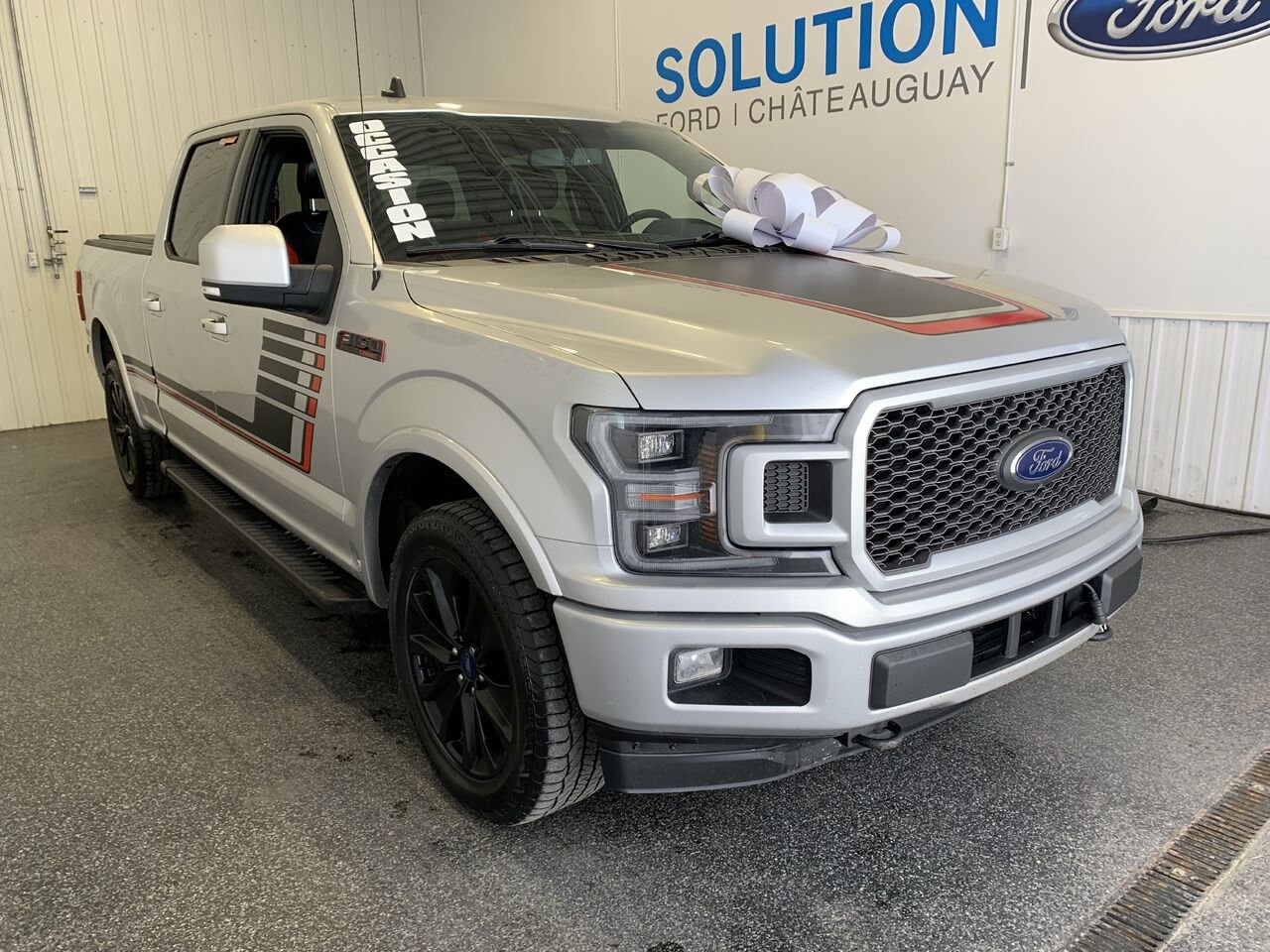 Ford F-150 LARIAT, EDITION SPECIALE, 3.5L, 157 WB, 2019 Argent Châteauguay - photo #4