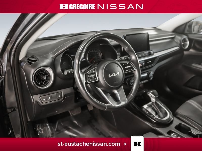 2024 Kia Forte Grey Saint-Eustache - photo #25