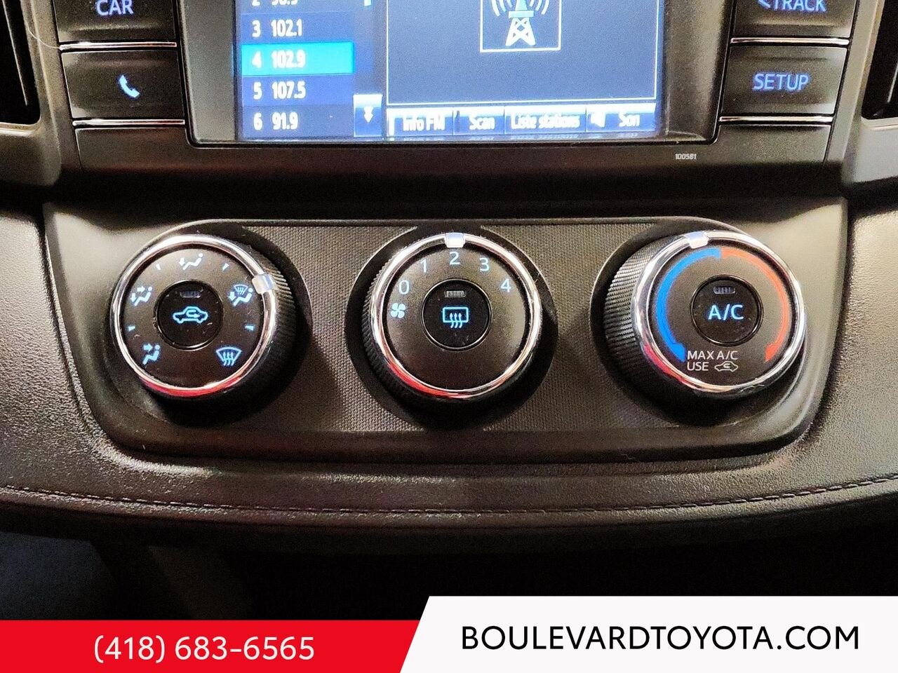 2018 Toyota RAV4 100160A-117 | LE White Québec - photo #12