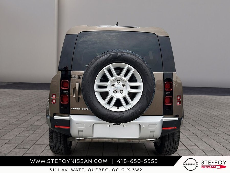 2025 Land Rover Defender 110S 2025 Beige