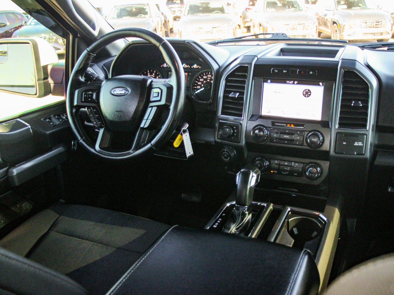2019 Ford F-150 XLT 4WD SuperCrew 5.5' Box White Sherwood Park - photo #29