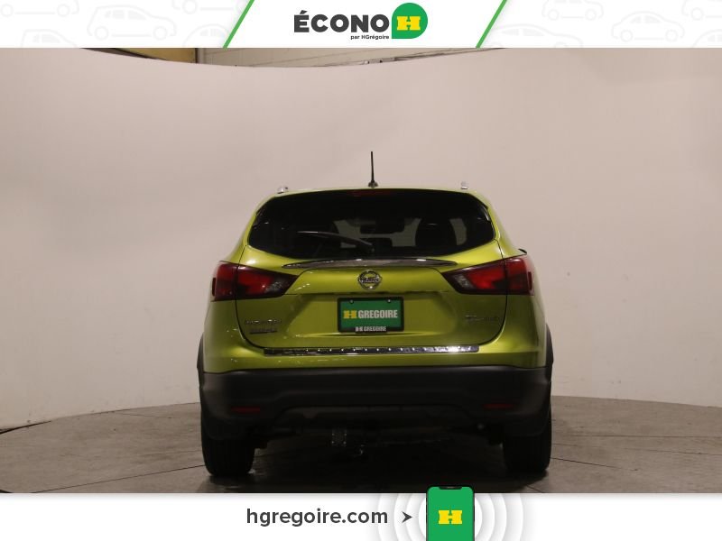 2017 Nissan Qashqai Green Laval - photo #6