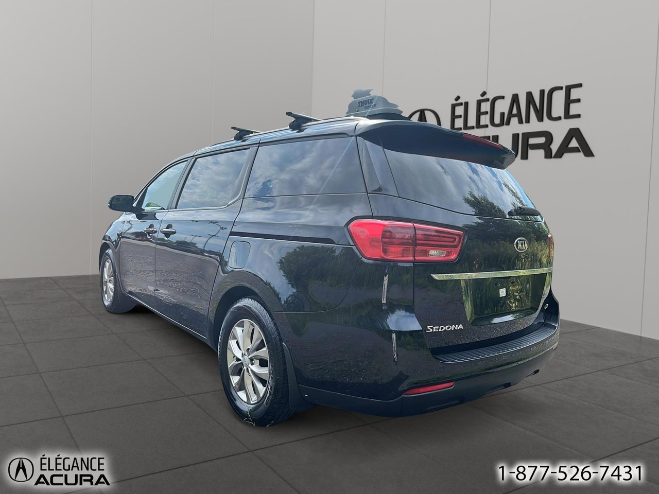 2020 Kia Sedona LX | A8919A Black Granby - photo #6