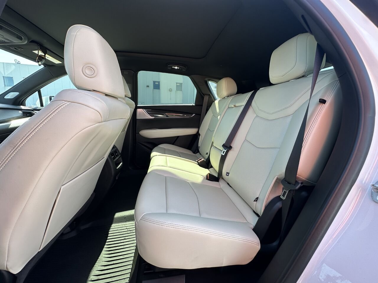 2024 CADILLAC XT5 SPORT Traction intégrale, 4 portes Sport White Gatineau - photo #16