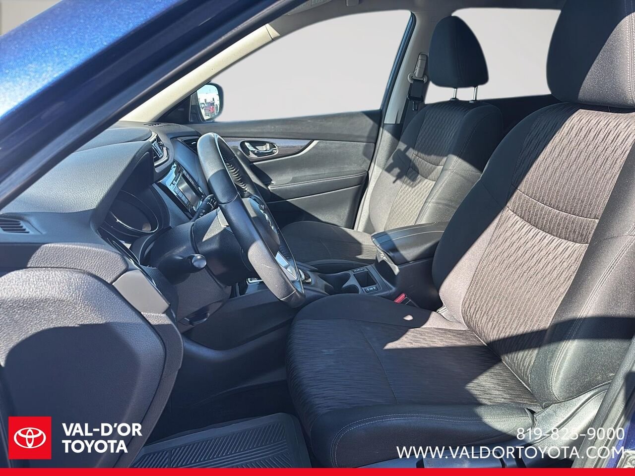 2020 Nissan Rogue SV TI Blue Val-d'Or - photo #7
