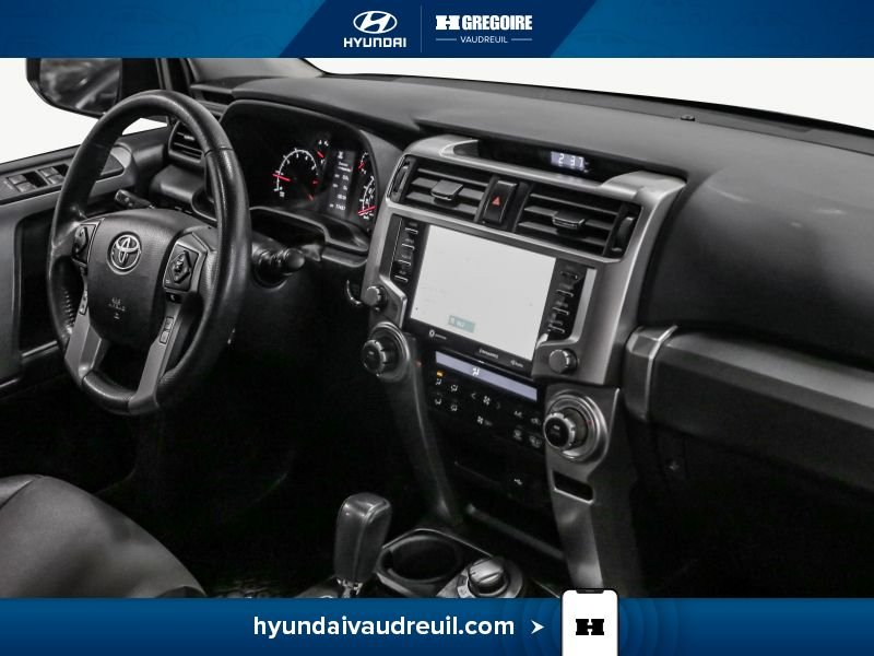 Toyota 4Runner 2020 Gris Blainville - photo #32