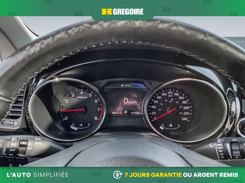 2019 Kia Sedona White Blainville - photo #15