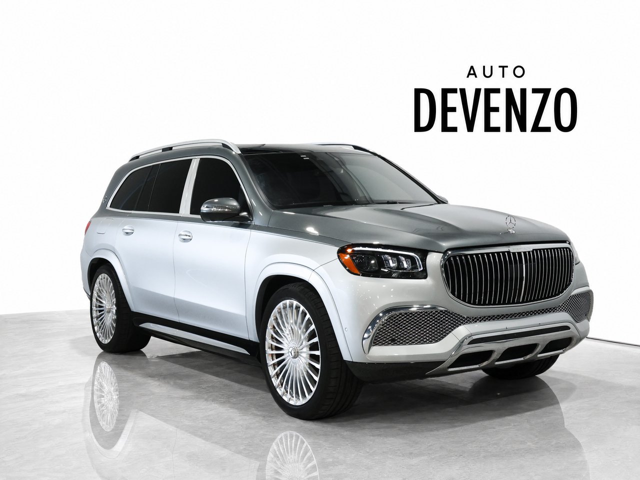 Mercedes-Benz GLS 2023 Argent Saint-Eustache - photo #0