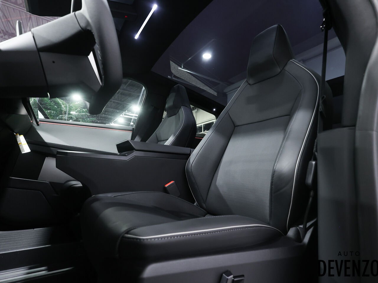 2024 Tesla Cybertruck Silver Saint-Eustache - photo #13