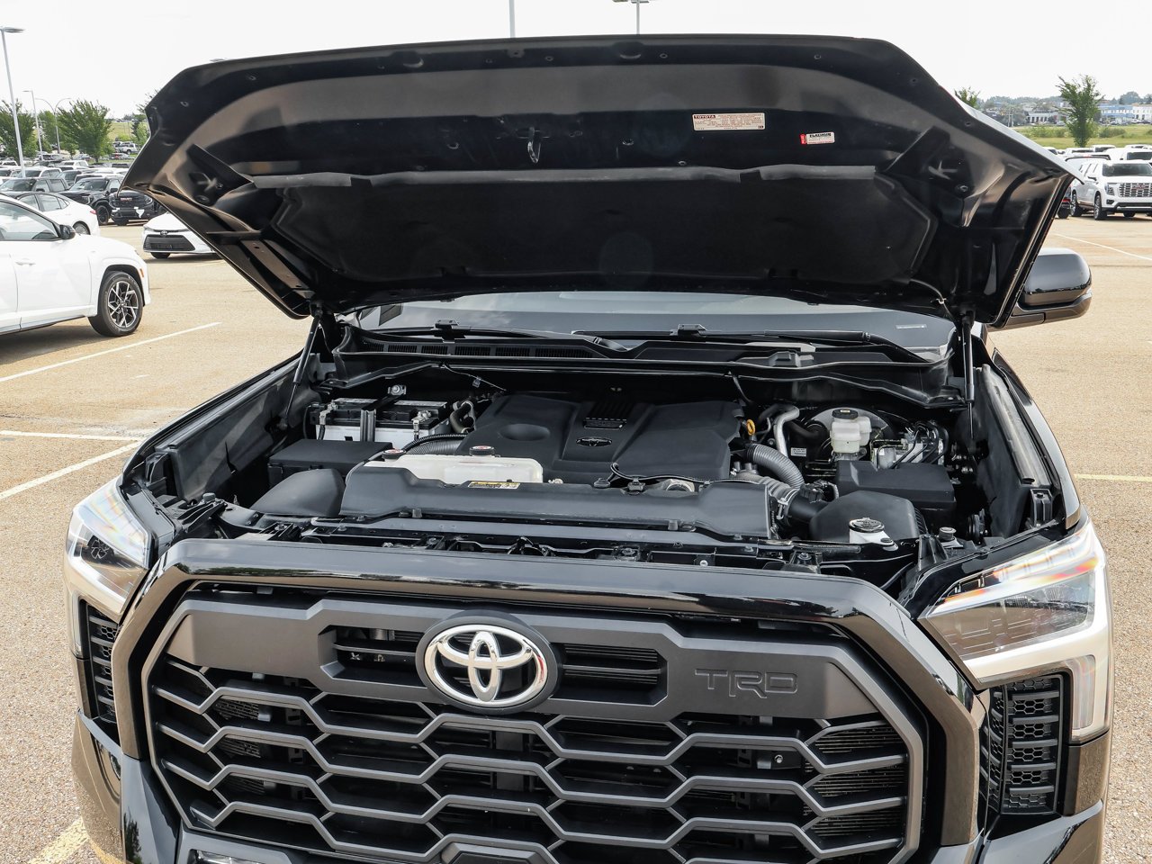 2024 Toyota Tundra 4x4 Double Cab SR Black Sherwood Park - photo #9