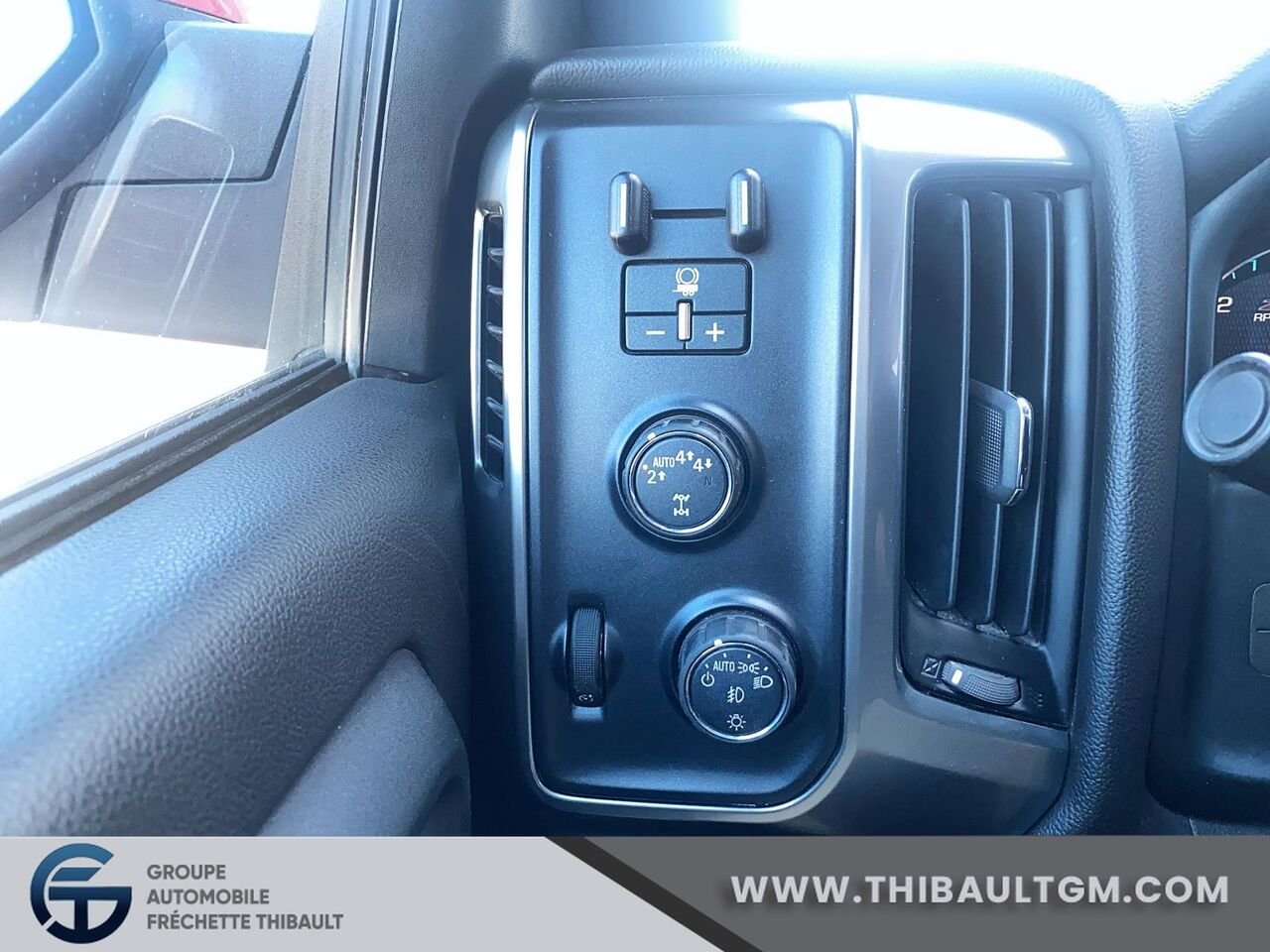 CHEVROLET SILVERADO LT cabine multiplace 153 po 4RM avec 2LT 2018 Rouge Montmagny - photo #14