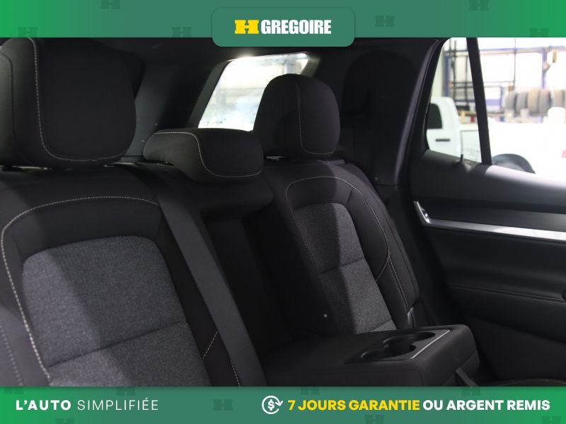 2026 GMC Terrain Black Saint-Eustache - photo #24