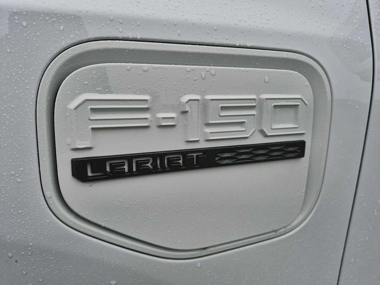 2022 Ford F-150 Lightning White Saint-Jérôme - photo #26