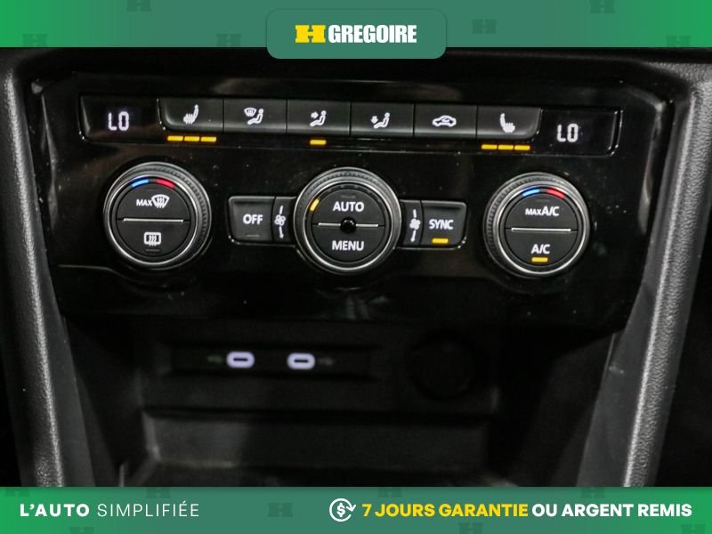 2024 Volkswagen Taos Grey Laval - photo #28