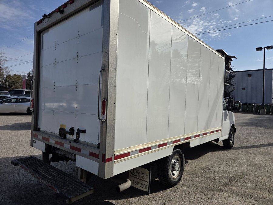 2023 CHEVROLET FOURGONNETTE COMMERCIALE TRONQUÉE EXPRESS 2023 White