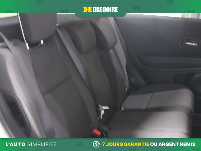 2021 Honda HR-V White Blainville - photo #25