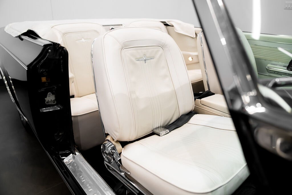 Chrysler 300 K | *PRICE IN USD* - CAR IN MILES 1964 Noir Kirkland - photo #27