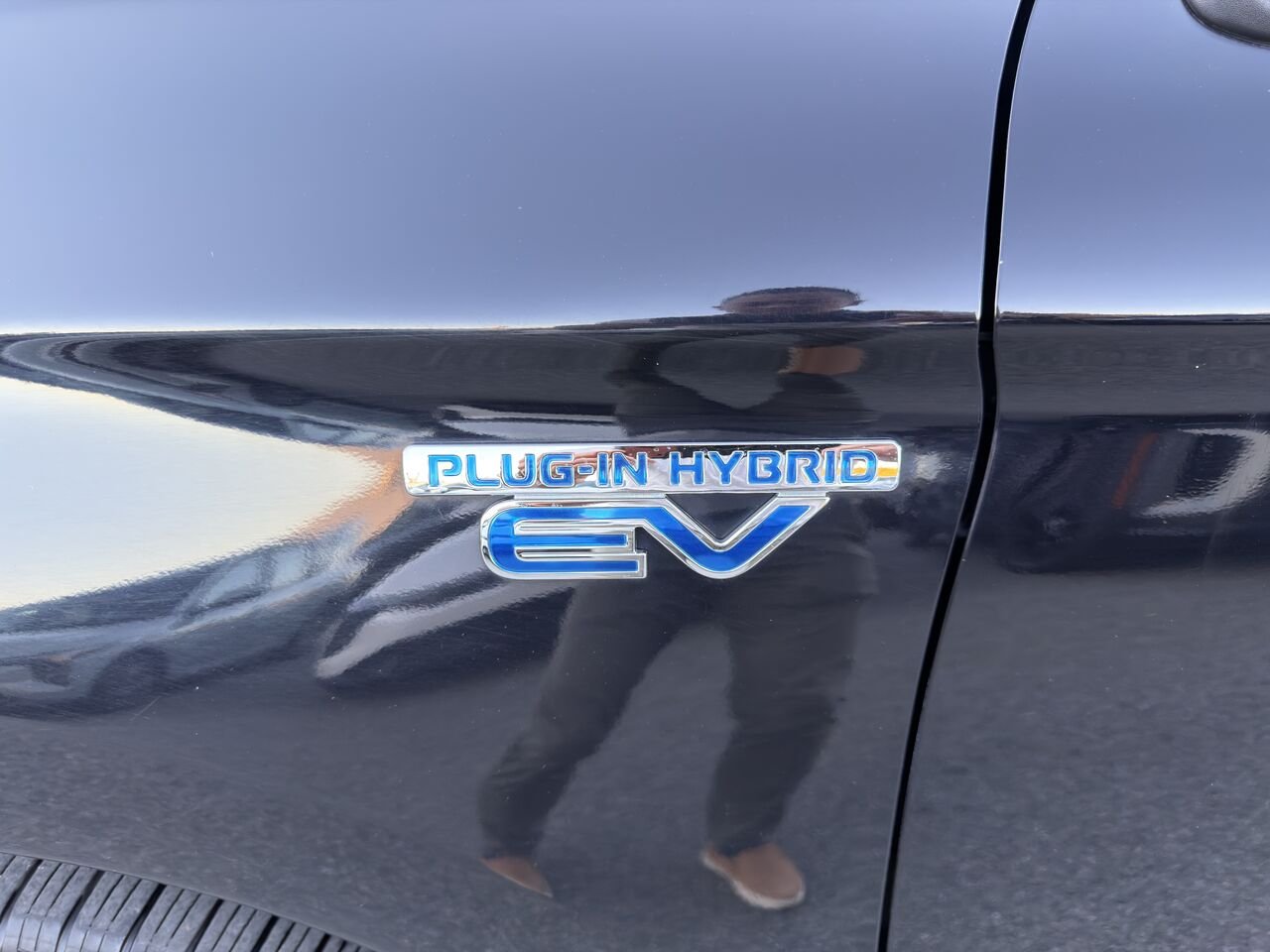 2018 Mitsubishi Outlander Plug-In Hybrid Black Thetford Mines - photo #8