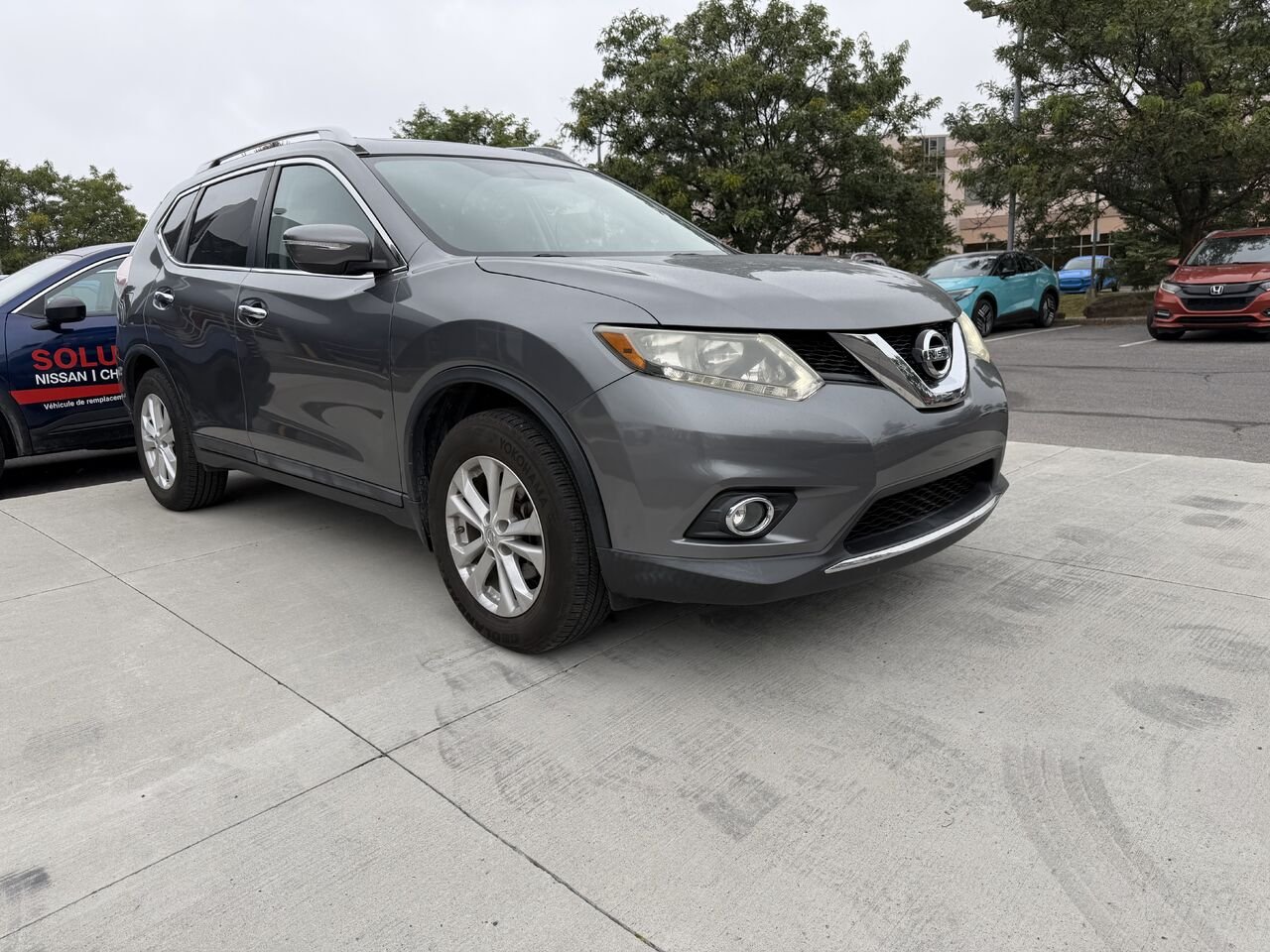 Nissan Rogue Traction avant 4 portes SV 2015 Gris Châteauguay - photo #3