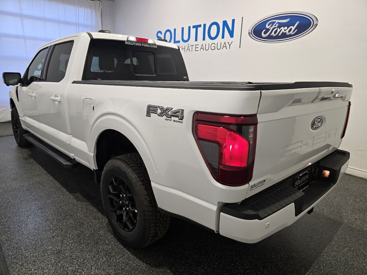 Ford F-150 2026 Blanc Saint-Eustache - photo #1