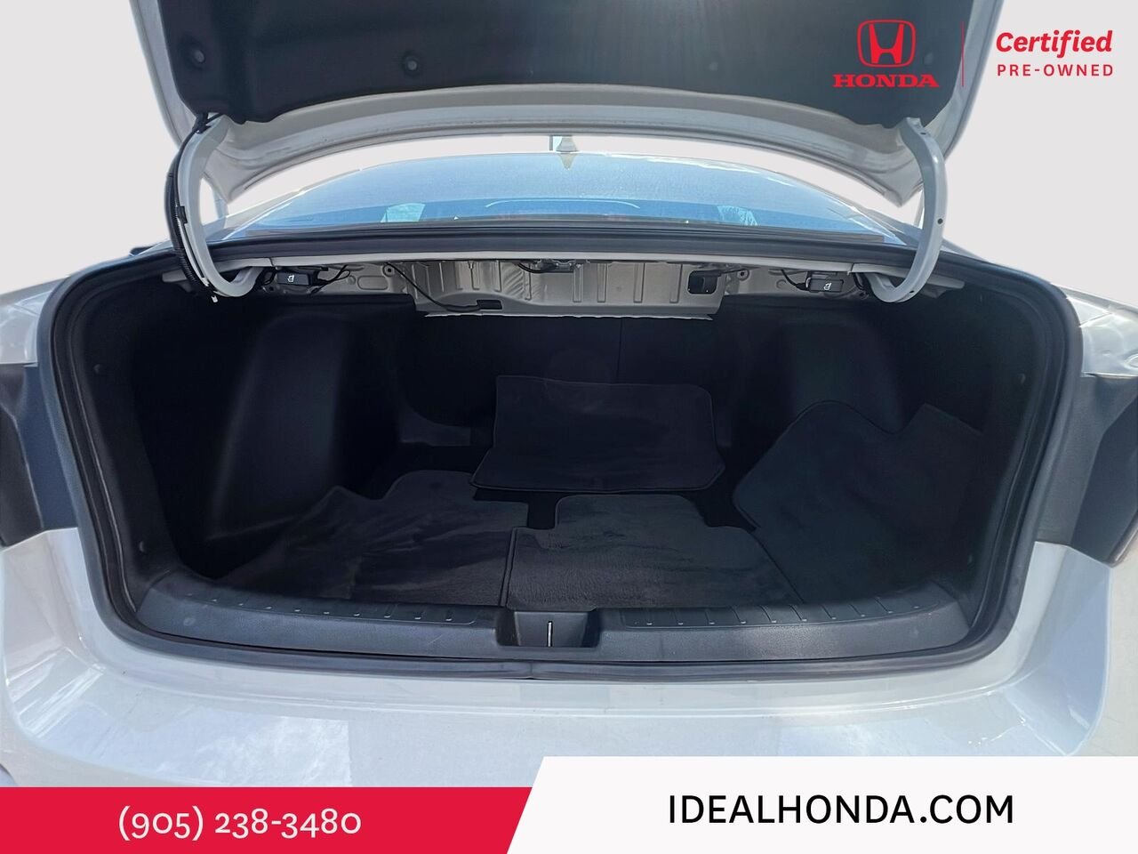 2023 Honda Civic Sedan White Mississauga - photo #19