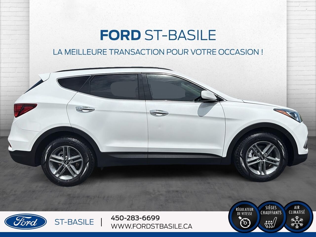 HYUNDAI Santa Fe 2017 Blanc Saint-Basile-le-Grand - photo #8