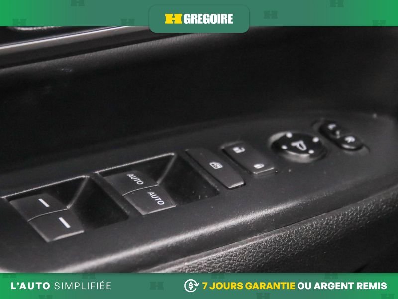 2022 Honda CRV Grey Laval - photo #16