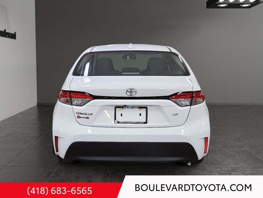 2025 Toyota COROLLA LE White