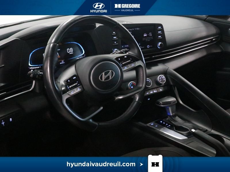 Hyundai Elantra YE21 | Preferred IVT 2024 Blanc Laval - photo #15