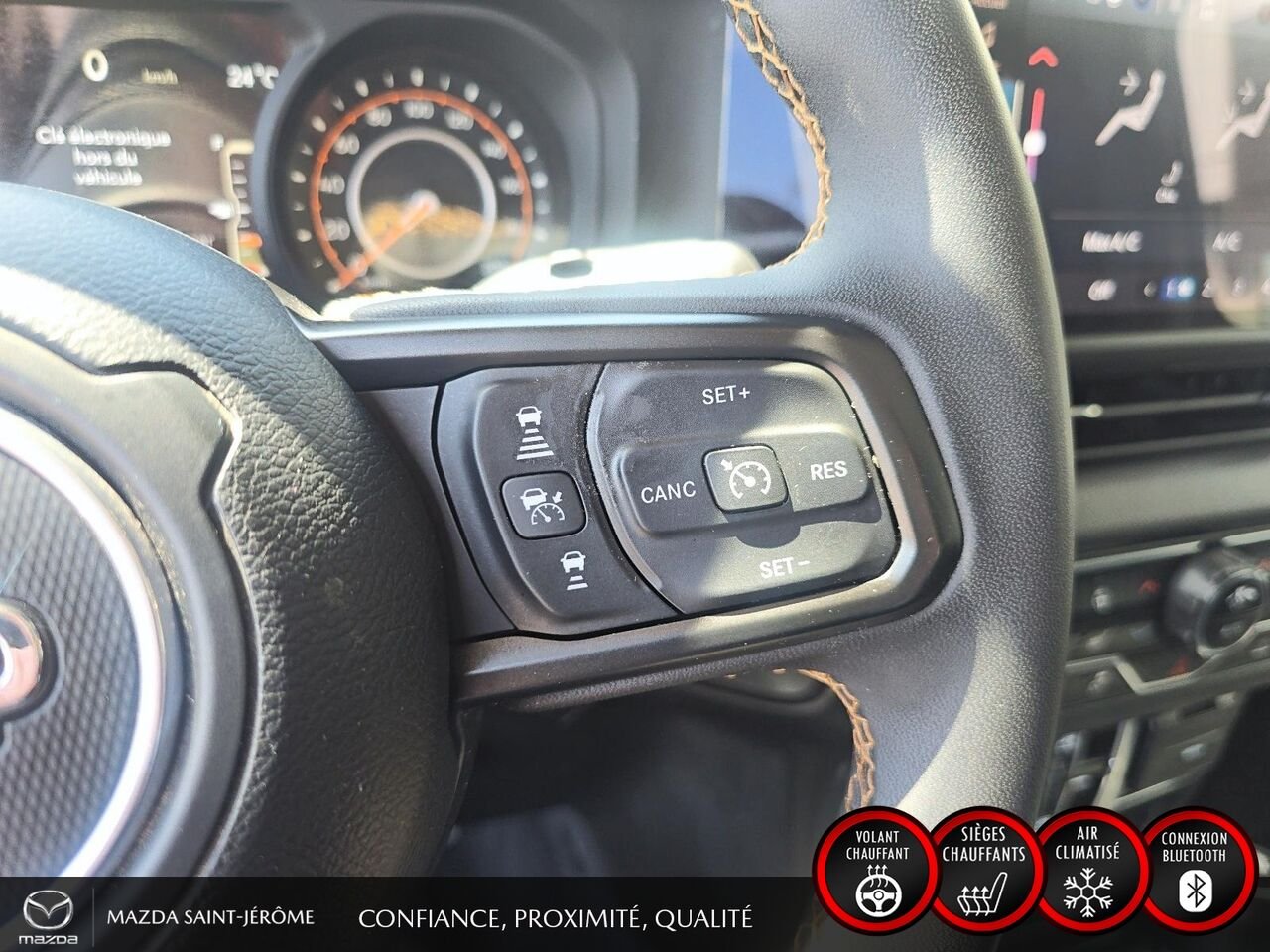 Jeep Wrangler Sport S 4 portes | 2 TOITS | AUTOMATIQUE 2024 Gris Saint-Jérôme - photo #14