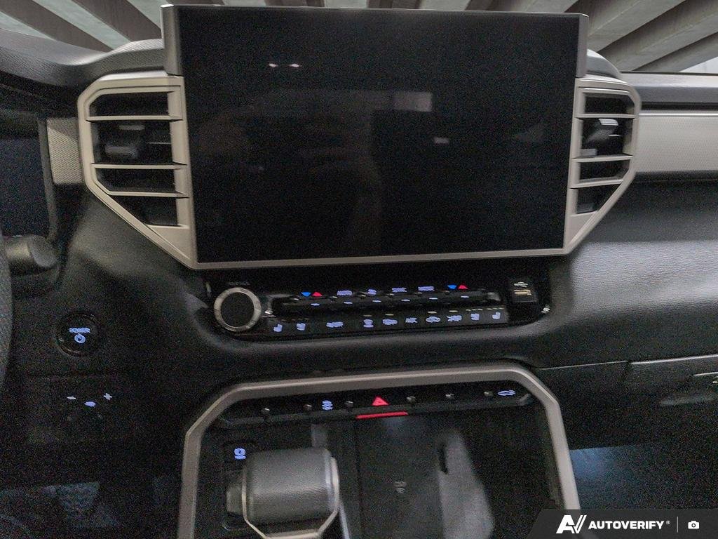 2025 Toyota Tundra S2501294 | 4x4 Crewmax Limited Hybrid White Edmonton - photo #18