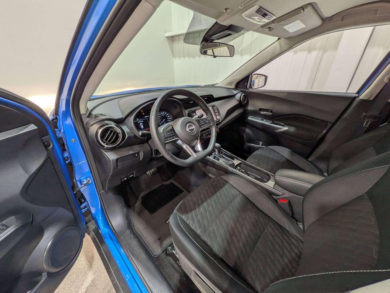 2024 Nissan Kicks SV FWD Blue Val-David - photo #9