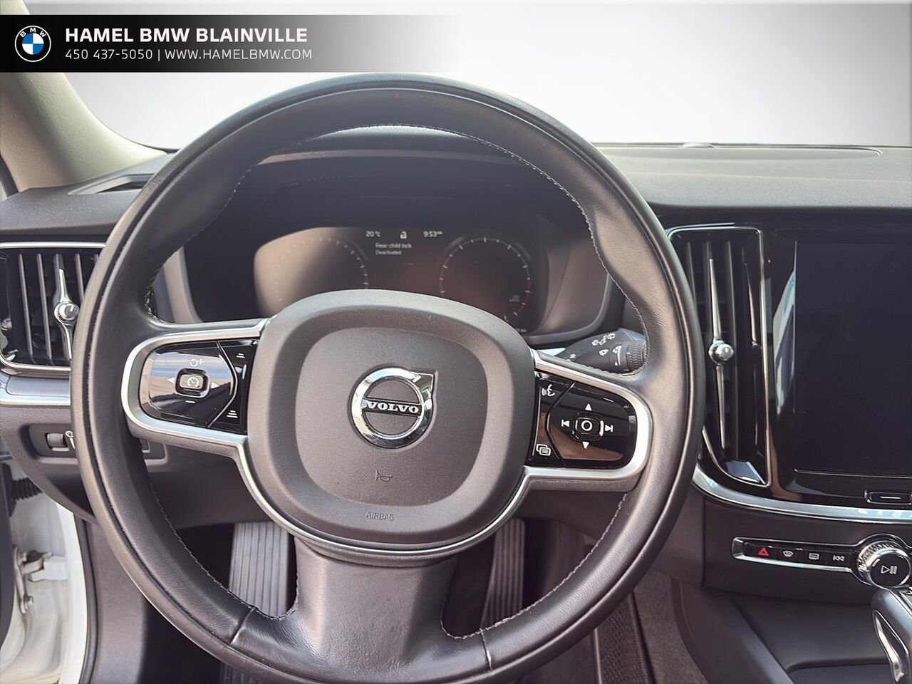 2020 Volvo V60 T6 Momentum TI White Blainville - photo #11