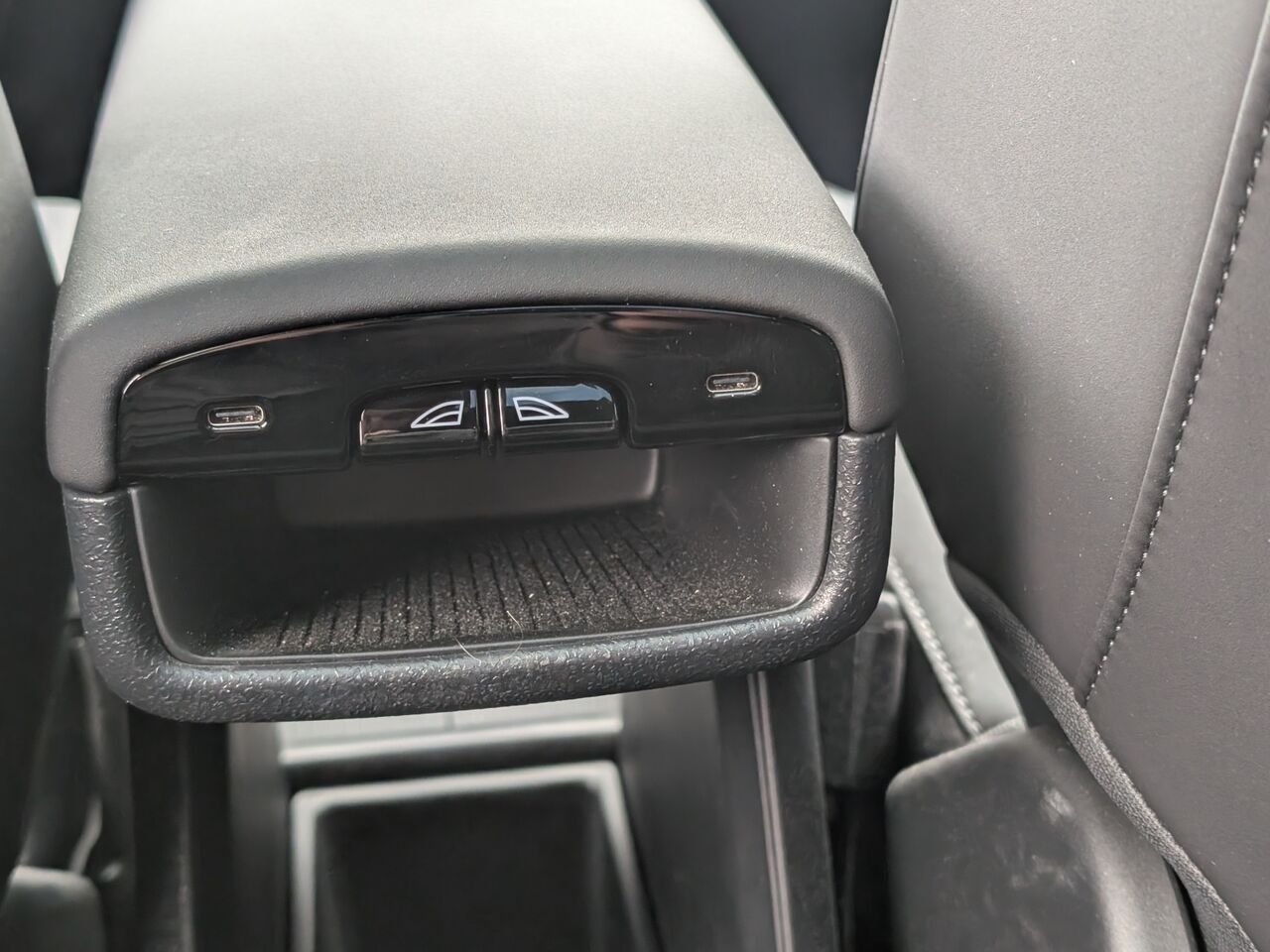 2025 Volvo EX30 YV4EK3ZL4SS108379 Black Sherbrooke - photo #13
