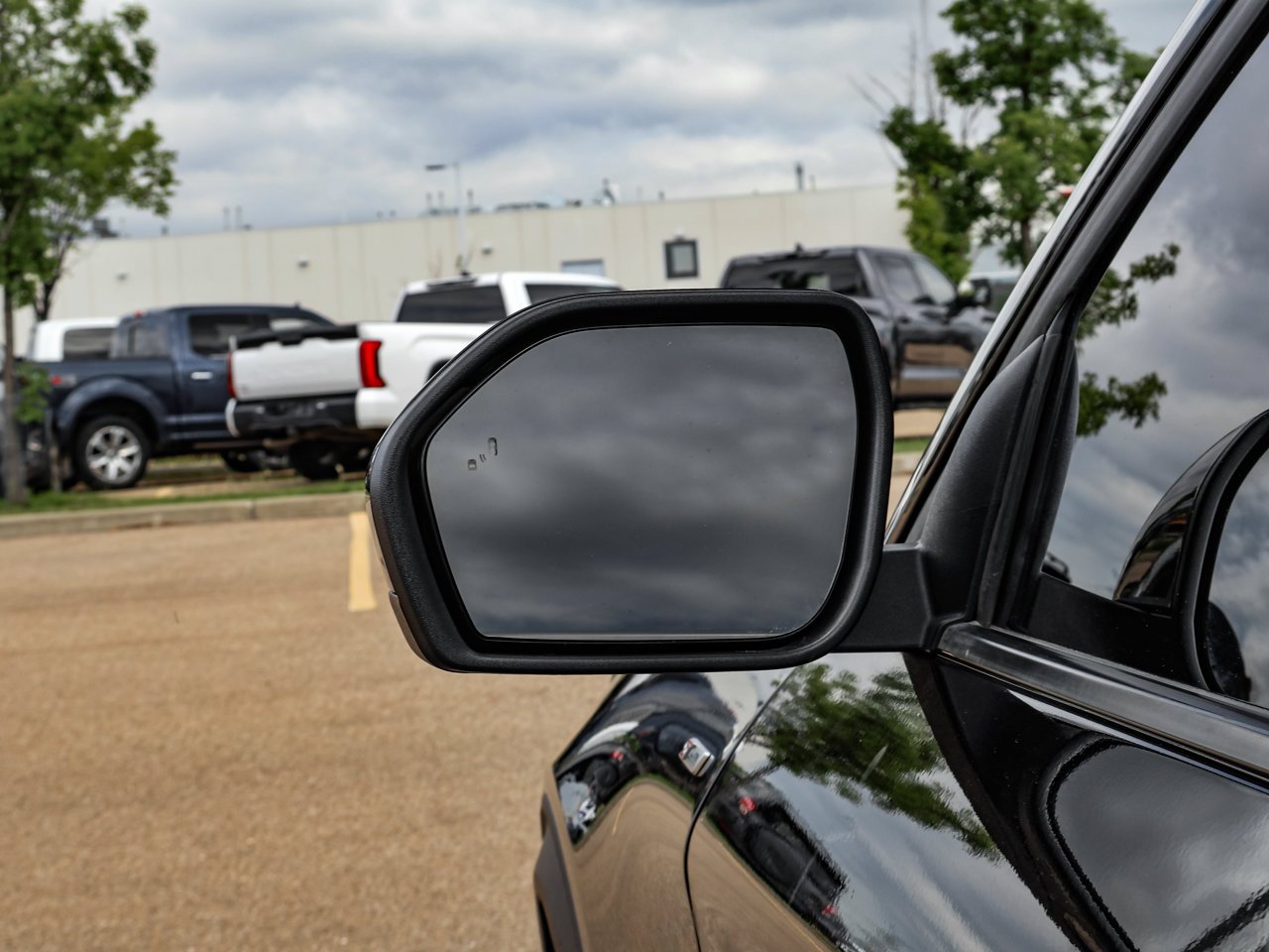 2022 Ford Explorer ST-Line 4WD Black Sherwood Park - photo #12