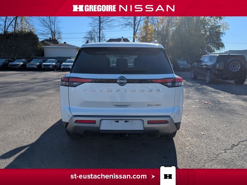 2024 Nissan Pathfinder White Saint-Eustache - photo #8