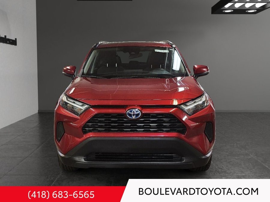 2022 Toyota RAV4 HYBRIDE, XLE, AWD Red