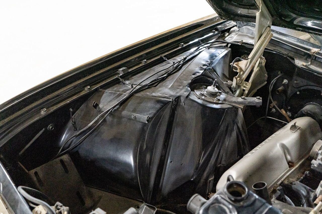 Ford Thunderbird **PRICE IN USD** Roadster project car Extremely rare 1962 Noir Montréal - photo #20