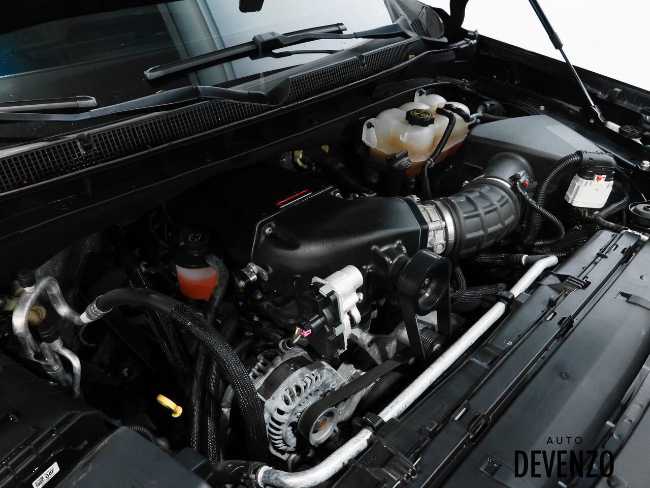 2024 Chevrolet Tahoe Black Saint-Eustache - photo #22