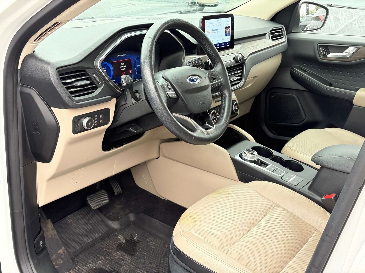 2020 Ford Escape White Gatineau - photo #11