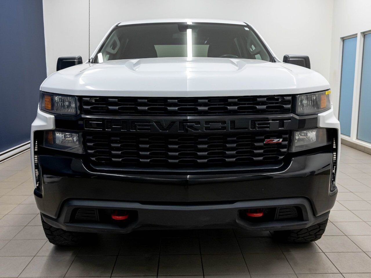 Chevrolet Silverado 1500 CUSTOM TRAIL BOSS CREW V8 4X4 *GR. REMORQ* CARPLAY 2019 Blanc Saint-Jérôme - photo #3
