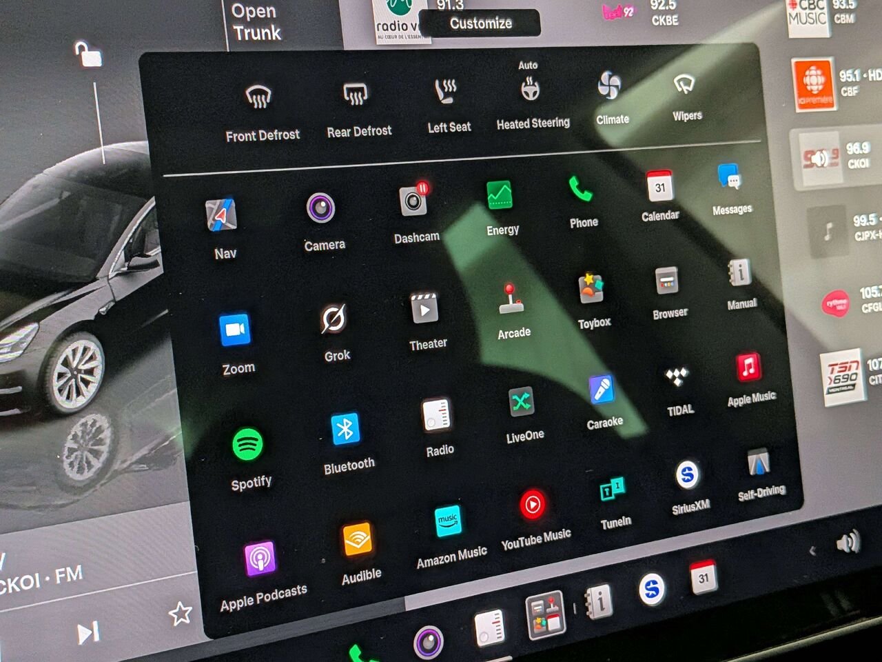 2022 Tesla Model 3 Standard Range RWD *Ltd Avail* Black Val-David - photo #24