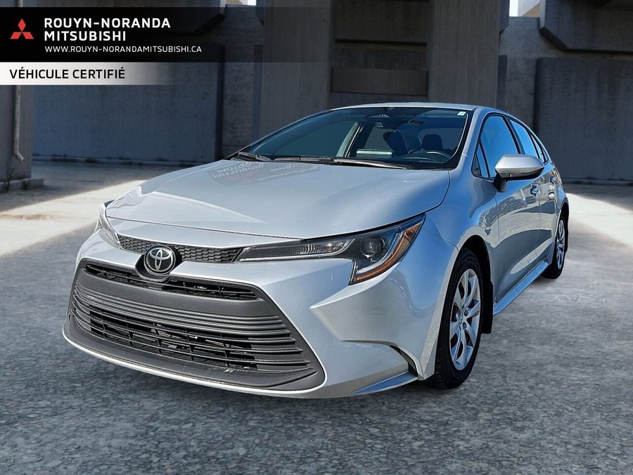Toyota Corolla LE CVT 2024 Blanc