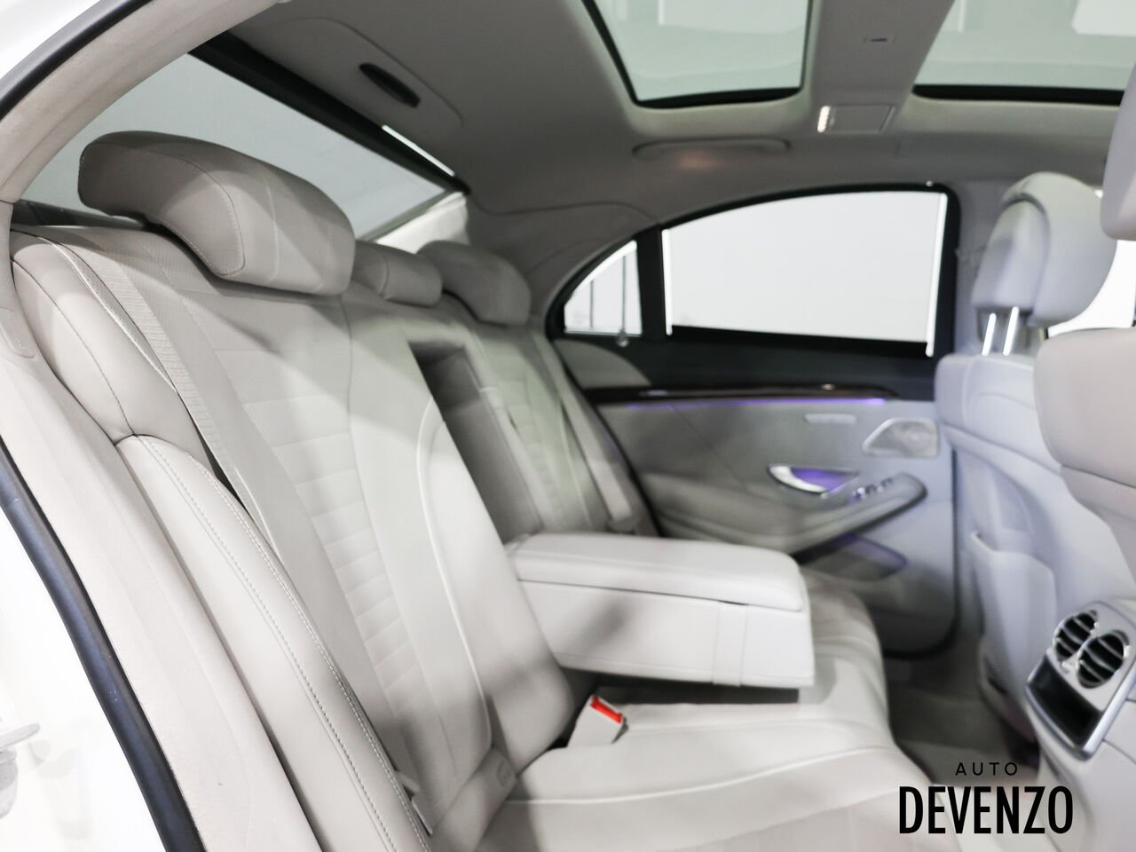 2017 Mercedes-Benz Classe-S White Saint-Eustache - photo #9