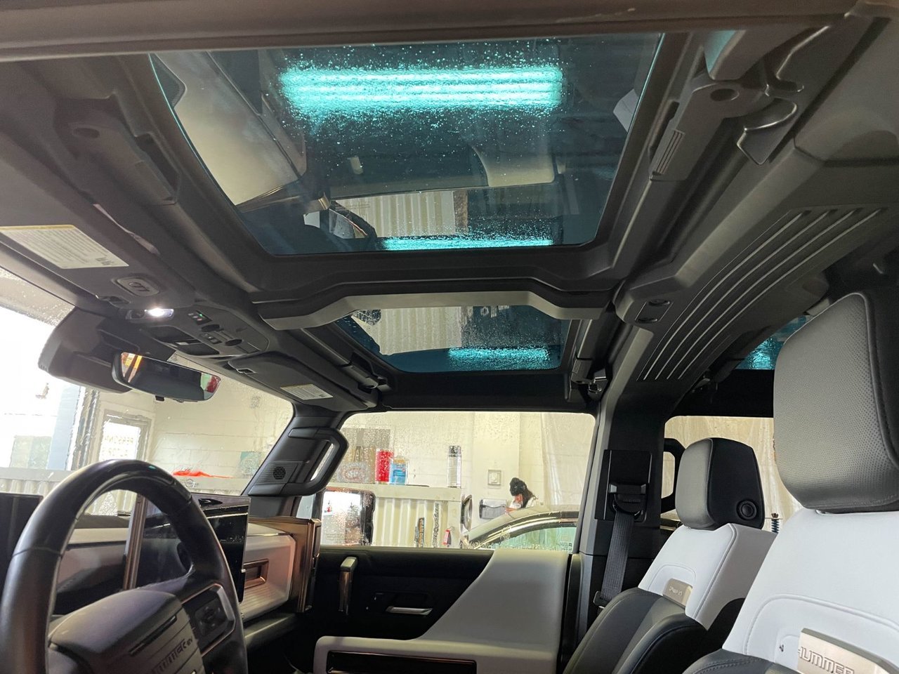2024 GMC HUMMER EV Pickup 3X e4WD *613 KM* SUPER CRUISE *BOSE* GR. SPORT White Saint-Jérôme - photo #2
