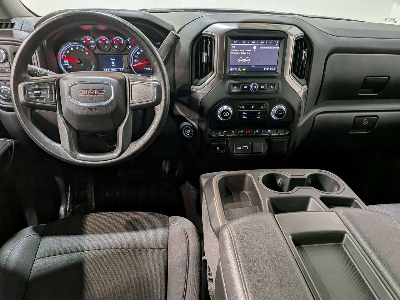 2024 GMC Sierra 1500 4WD Crew Cab 157" Pro Black Val-David - photo #27
