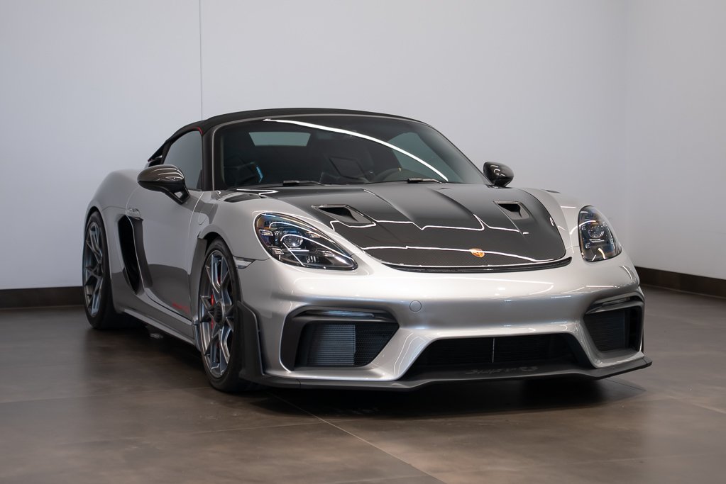 2024 Porsche 718 Spyder RS Roadster Spyder Silver Kirkland - photo #2