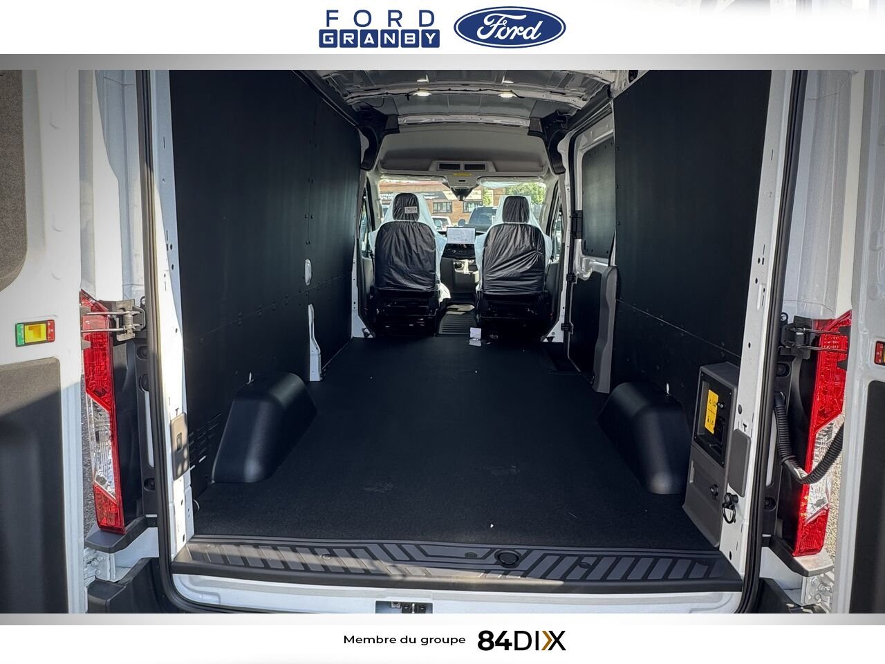 Ford E-TRANSIT FOURGONNETTE UTILITAIRE 2025 Blanc Granby - photo #7