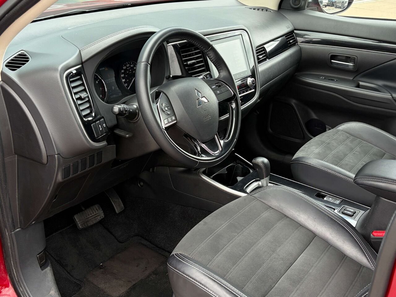 Mitsubishi Outlander 2020 Rouge Gatineau - photo #11